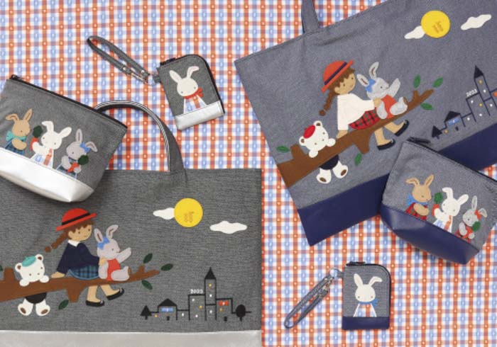 ファミリア ビビィ ストラップ バッグ セット familiar Bibiy. 公式