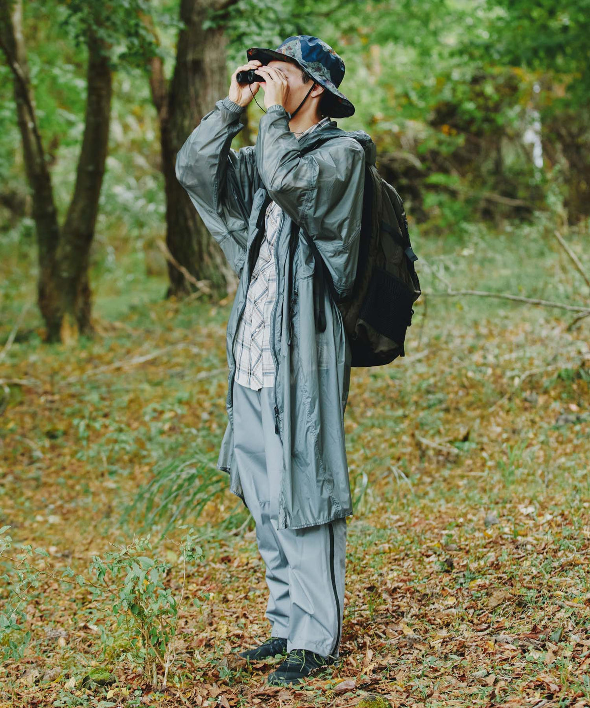 マンウィズ タナパイサイン入り KIU レインコート KIU MWAM