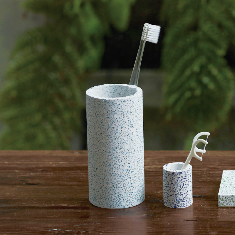 soil｜トゥースブラシスタンド リサイクル | KONCENT Web shop
