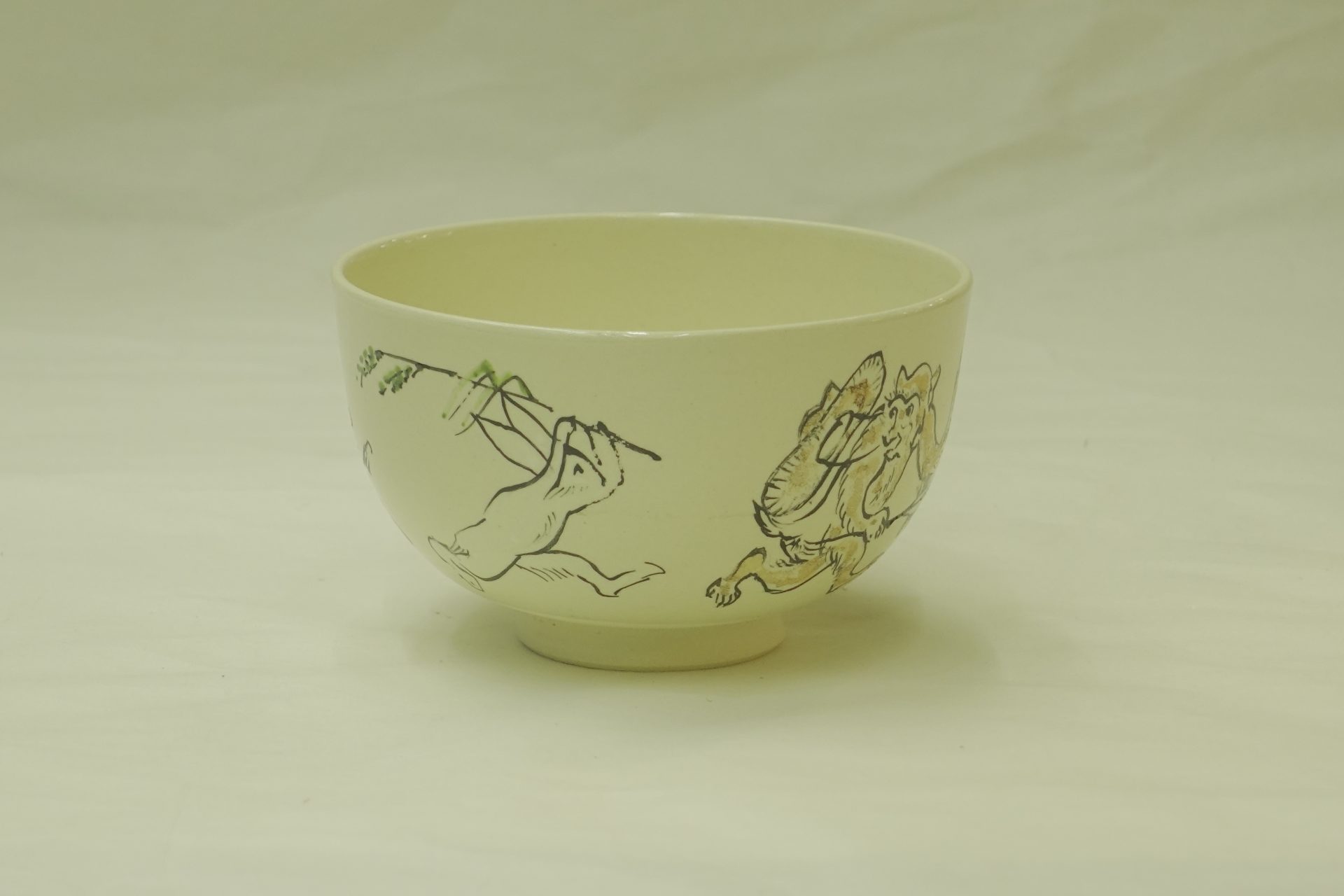 絵唐津 鳥獣戯画 茶碗 茶道具 唐津 抹茶碗 新品 未使用 です。 【公式