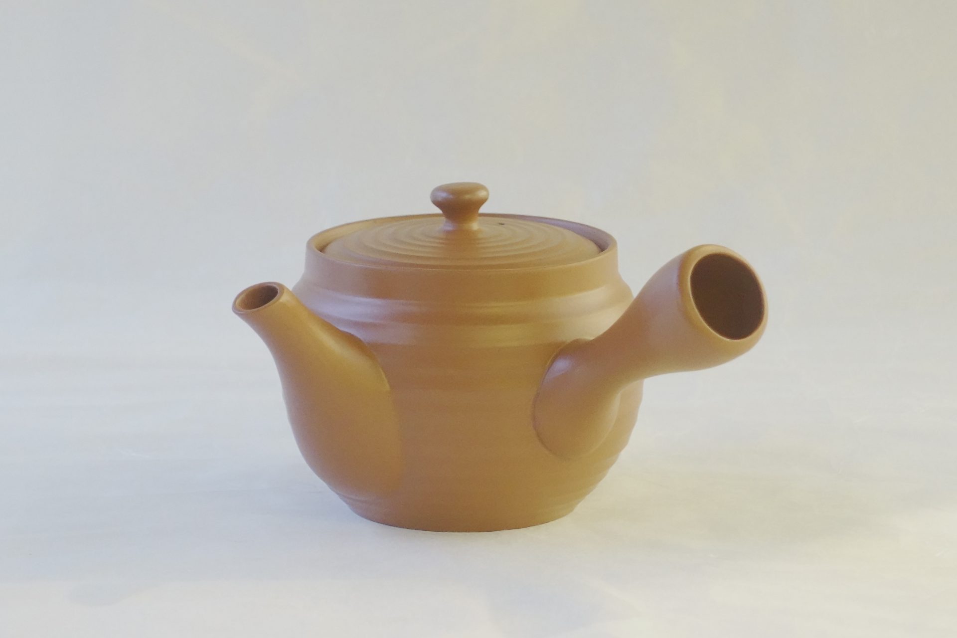 茶道具 楽山窯 十一代空権 長岡住右衛門作 出雲香合 共布 共箱 V R8433