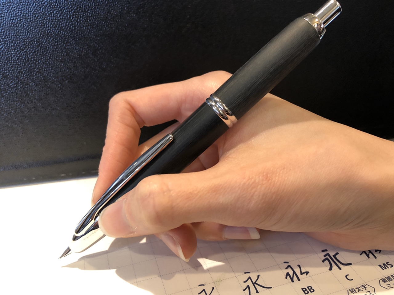 ほぼ日のキャップレス万年筆（MOTHER） 最 安値