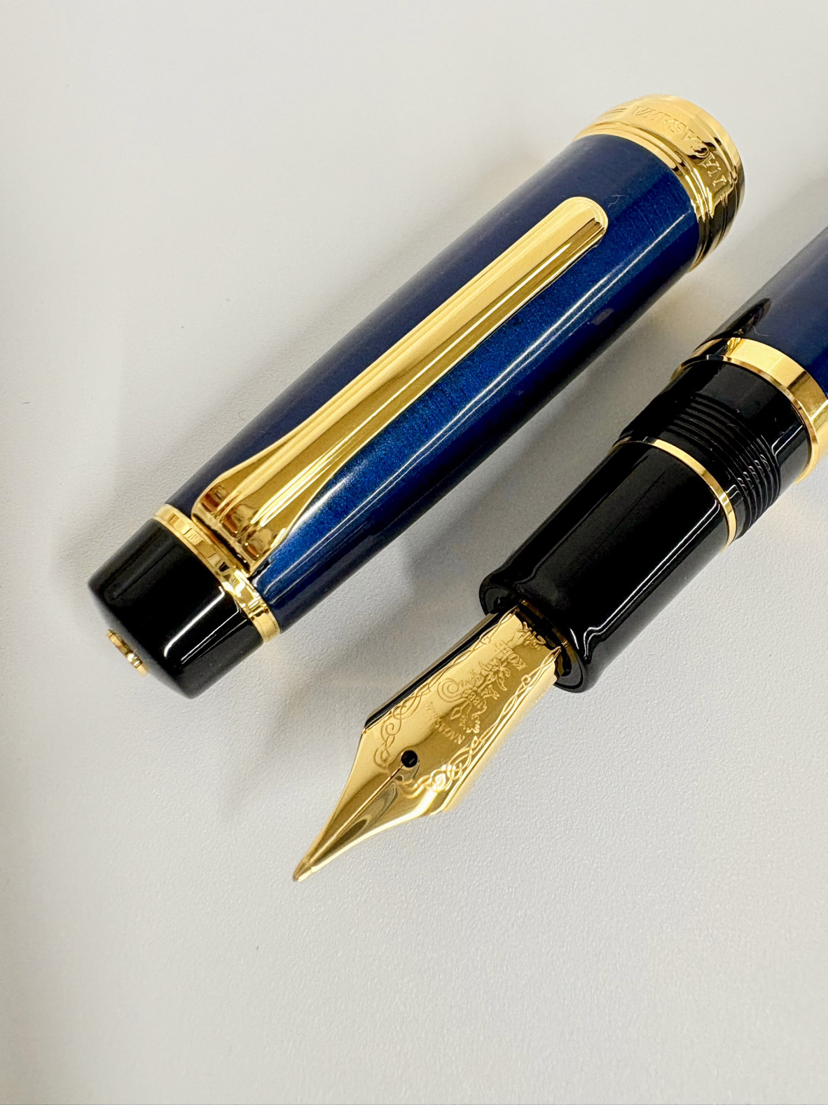 ナガサワ文具センター 143周年記念万年筆 「143rd Limited 漆 北野坂