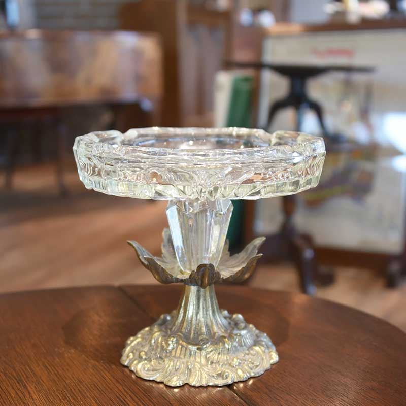 ビエナアンティークガラスの灰皿 ビエナアンティークガラスの灰皿