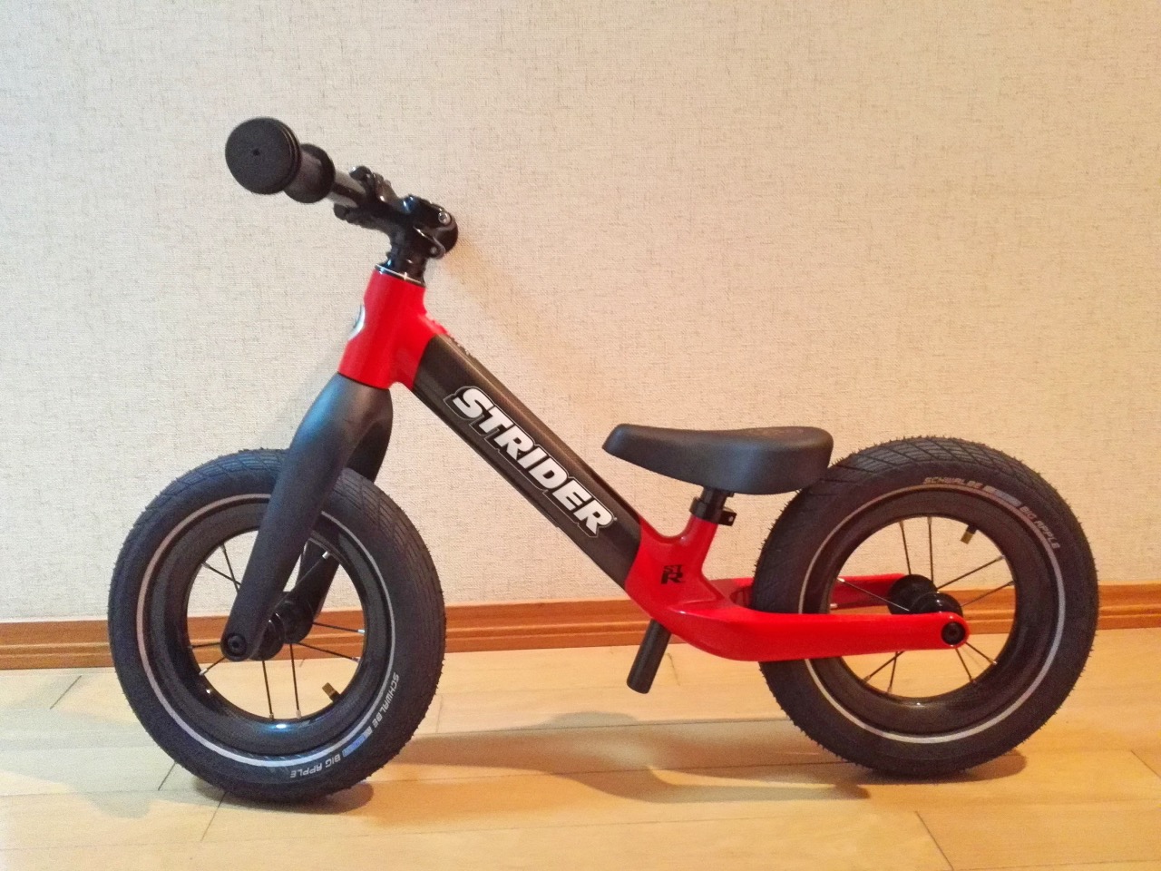 STRIDER ストライダースポーツモデル 限定色サファリ新品