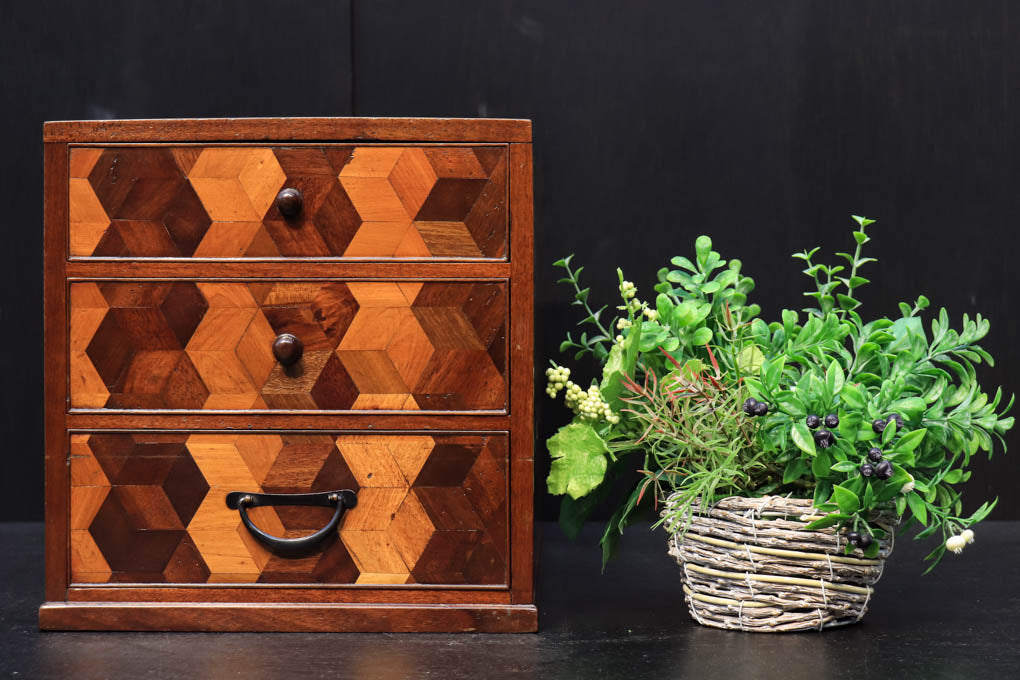 伝統工芸品！高級【箱根寄木細工・五つ引出し・小箪笥】小引出5杯