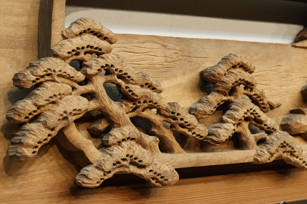 厚み100ミリ!! 重厚感溢れる木地色の深彫り彫刻欄間 EZ1081ab 在庫(a:0