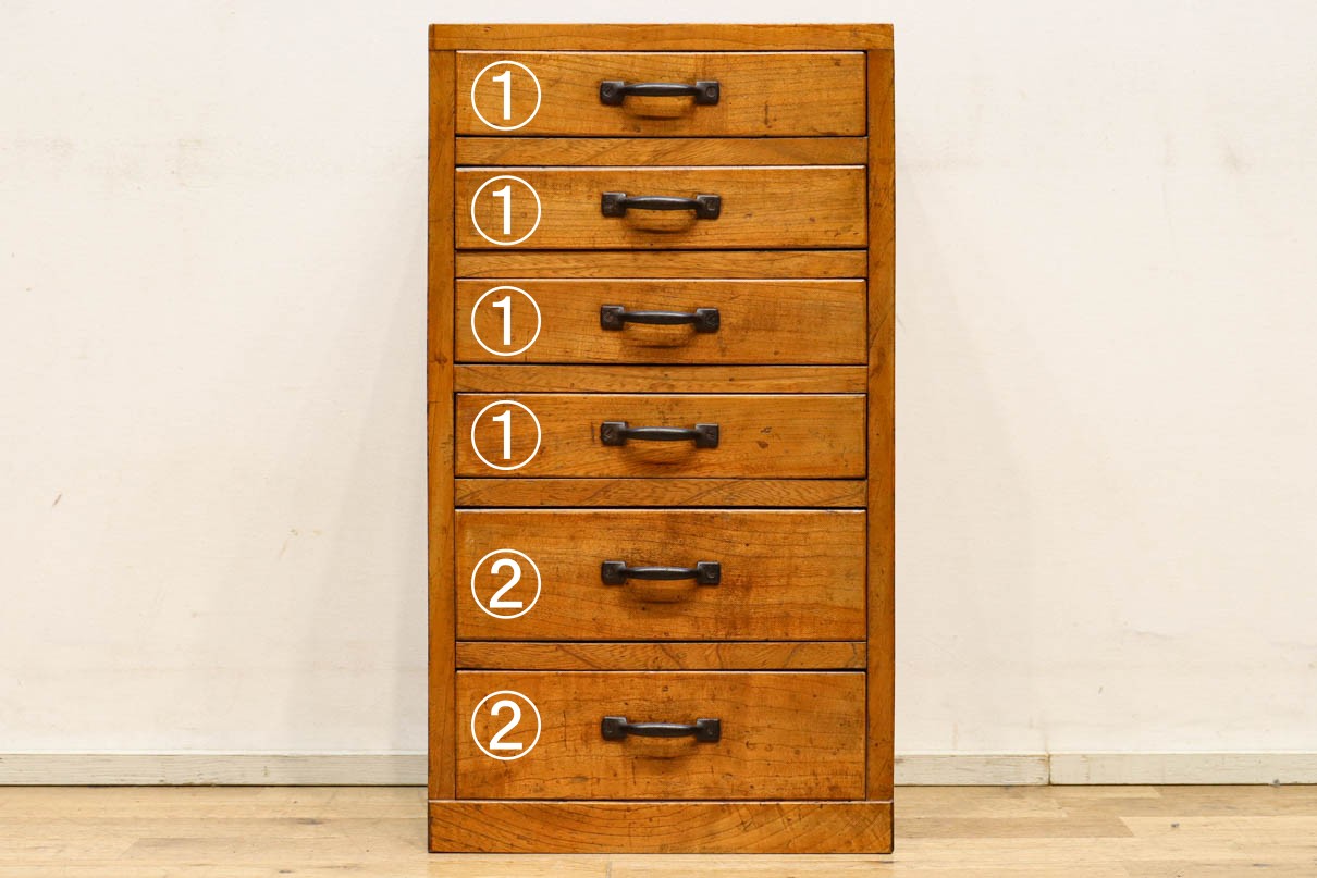 落ち着いた色合いをしたシンプルな小箪笥 BB1903 – 古福庵 [ KOFUKUAN