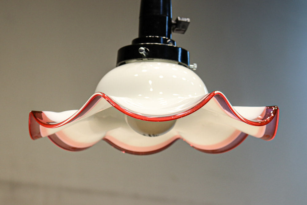 赤糸巻き電笠スリガラス透かし模様大正ロマン洋館ウランガラスアンティーク