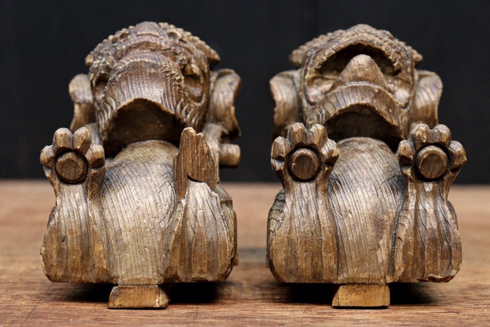 玉石彫刻】獅子置物 彫像 飾り物 台座付 16cm×12cm アンティーク風