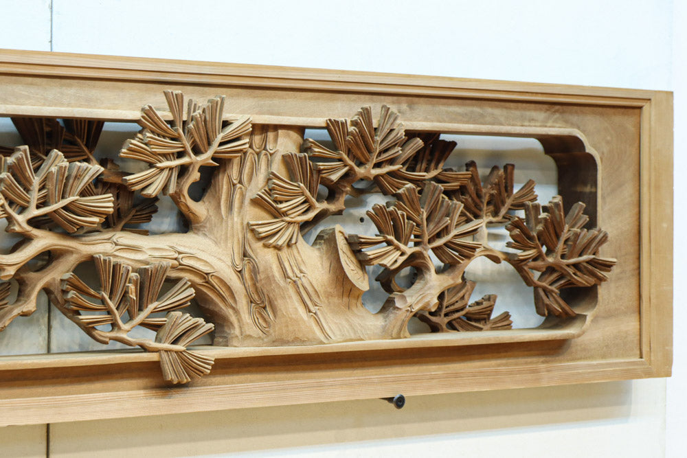 和風 木製彫刻 松のデザイン2枚セット 欄間 2枚セット 黒柿縁/木彫り