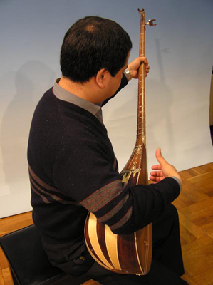 アジアの楽器図鑑