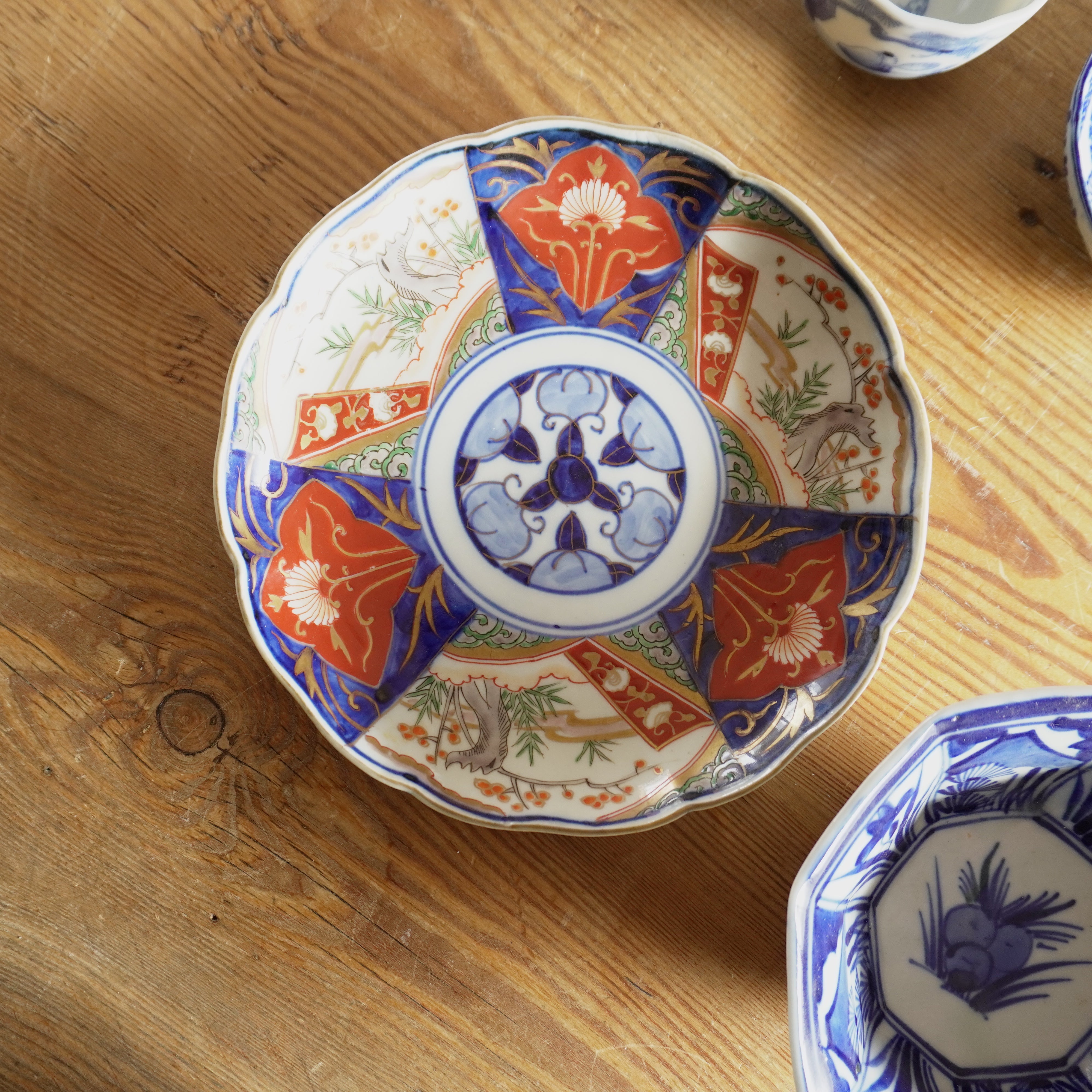 伊万里 皿 染付 金彩 色絵 6枚 染付金彩2枚 色絵 – Kotto Shop