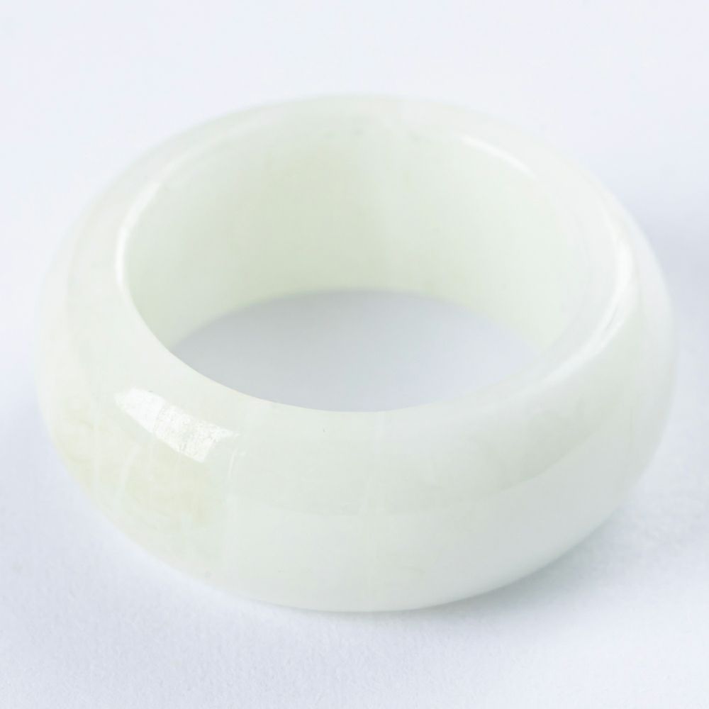 9号・透明感良し・艶美麗】（高品質白色ヒスイ）糸魚川天然翡翠指輪