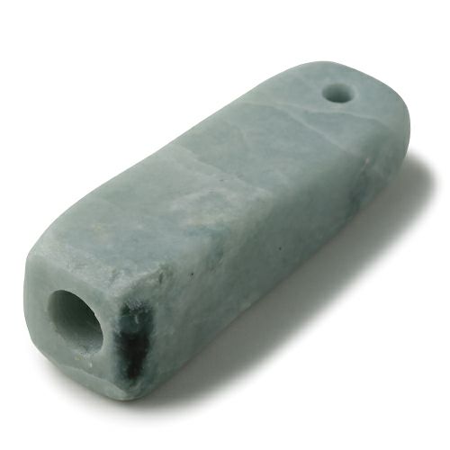 石笛・真面目な角型・人気の青】（高品質青色ヒスイ）糸魚川天然翡翠石