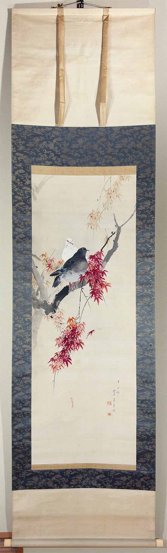 掛け軸 詳細不明 サインあり 落款あり 木箱 蔵出し 中国 ② 大正〜昭和