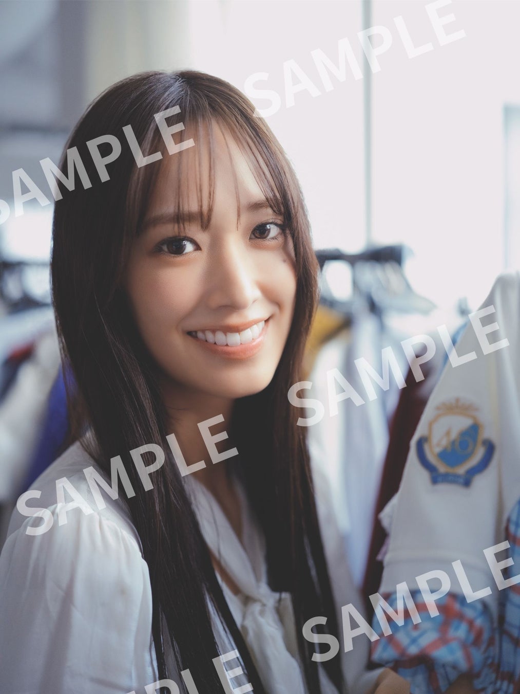 日向坂46キャプテン佐々木久美、卒業前の1st写真集が「ひな誕祭」会場