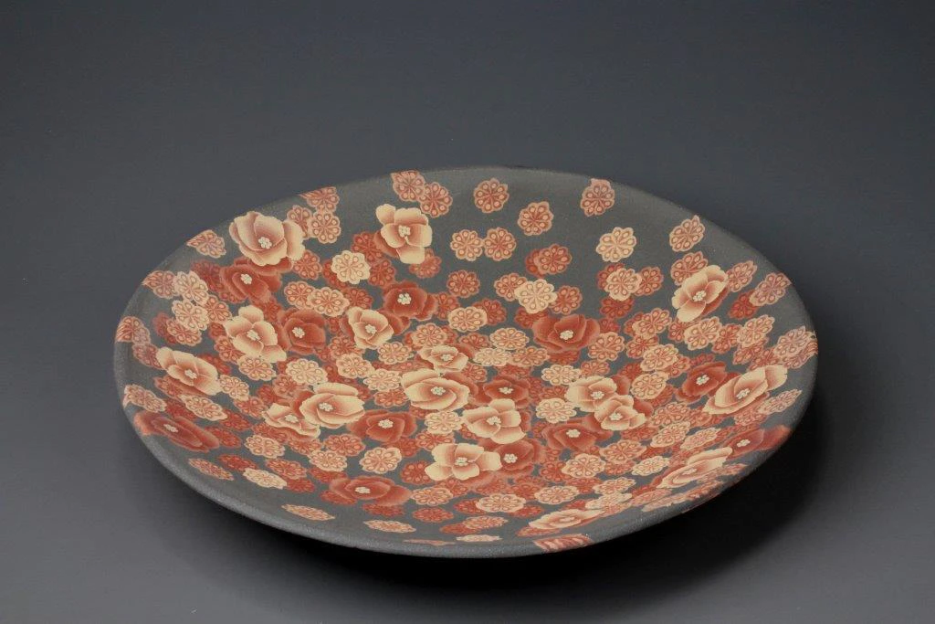 無名異練上花紋皿(五代 伊藤赤水)｜ギャラリージャパン