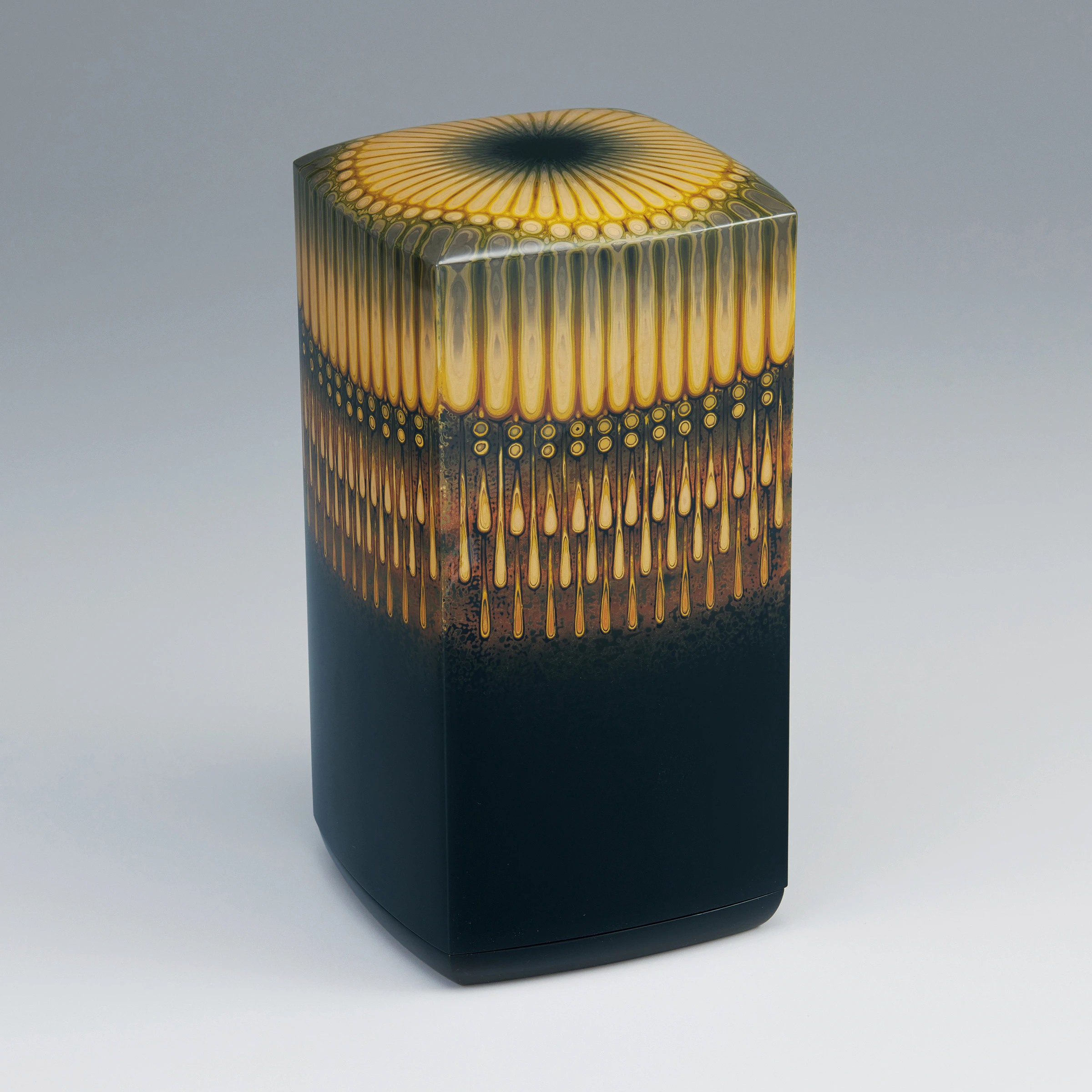 乾漆蒟醬箱「花光」(鈴木 元子)｜ギャラリージャパン