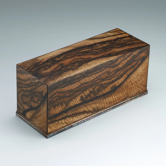 吉田 宏信の作家情報・作品一覧｜ギャラリージャパン