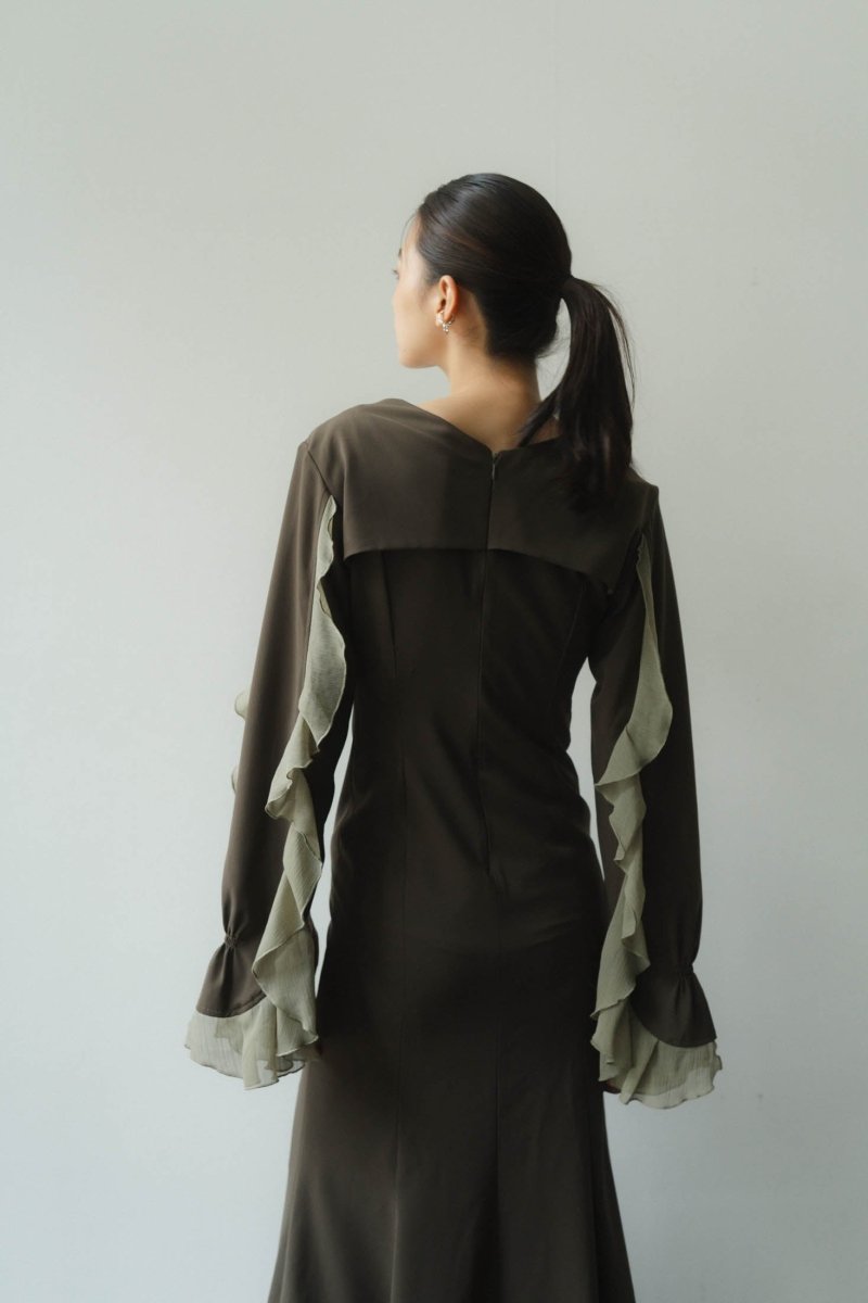 frill sleeves one piece/khaki | KNUTH MARF
