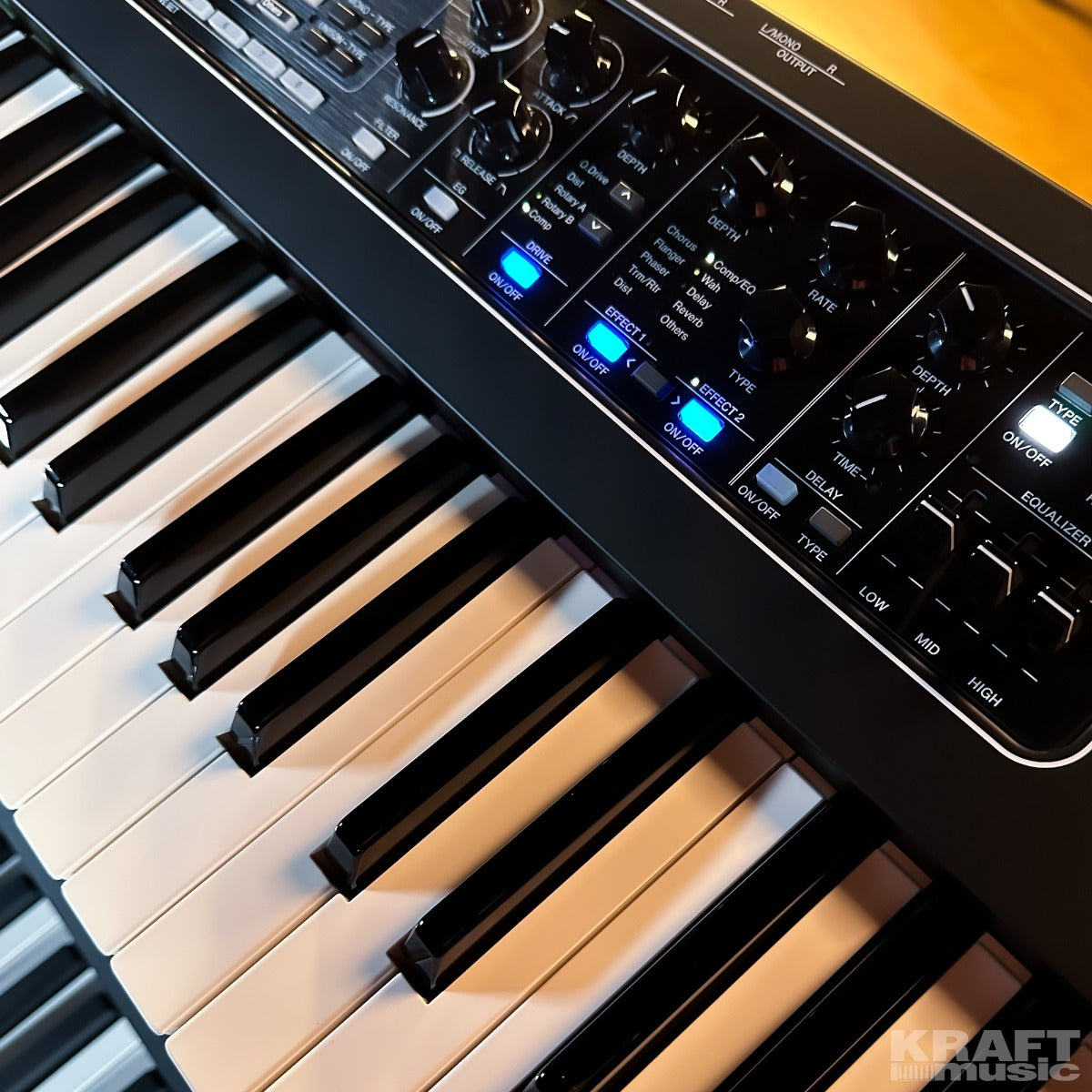 Yamaha CK61 Stage Keyboard – Kraft Music