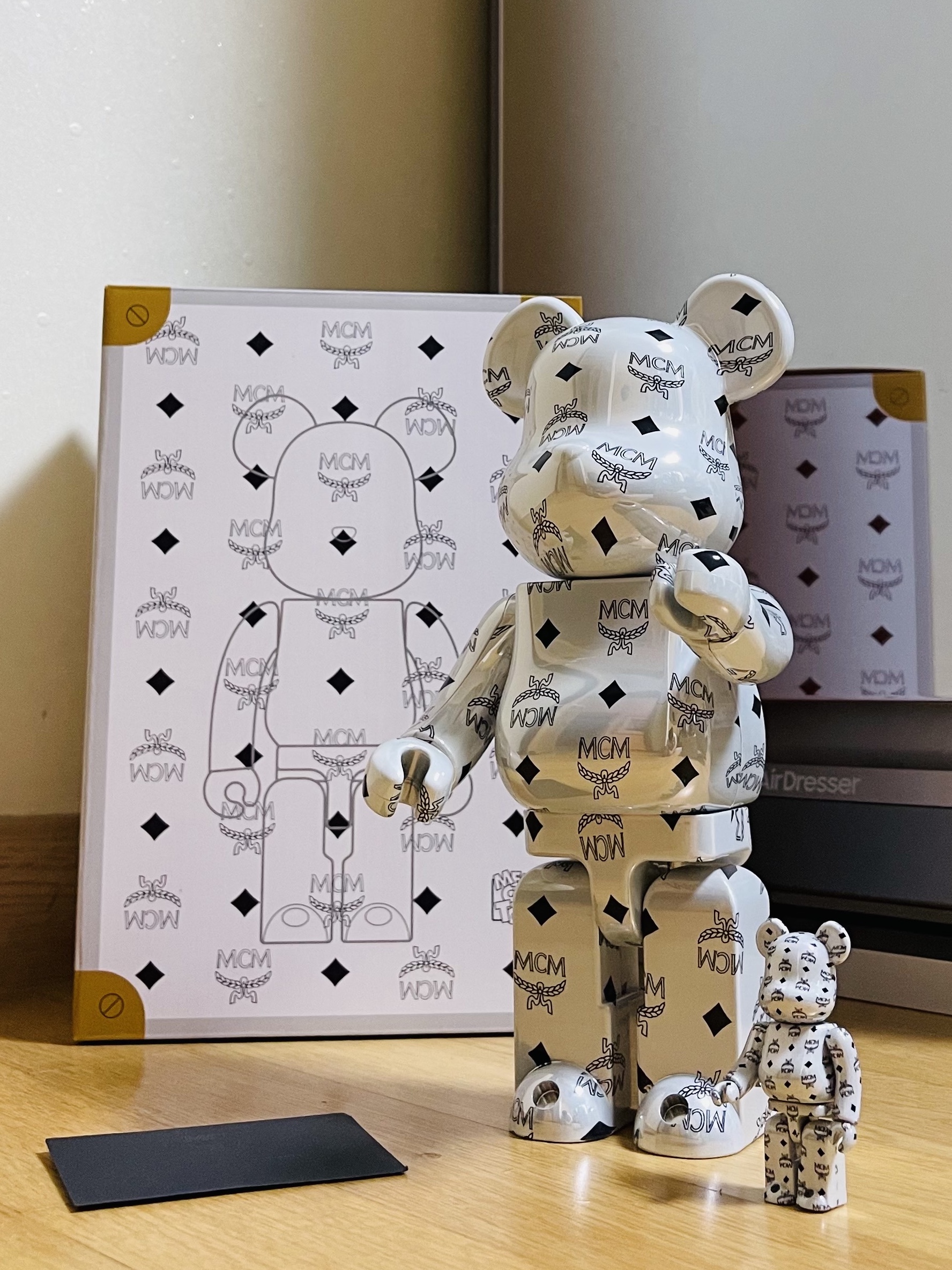 BE@RBRICK MCM WHITE CHROME 100％ & 400％ BE@RBRICK MCM WHITE