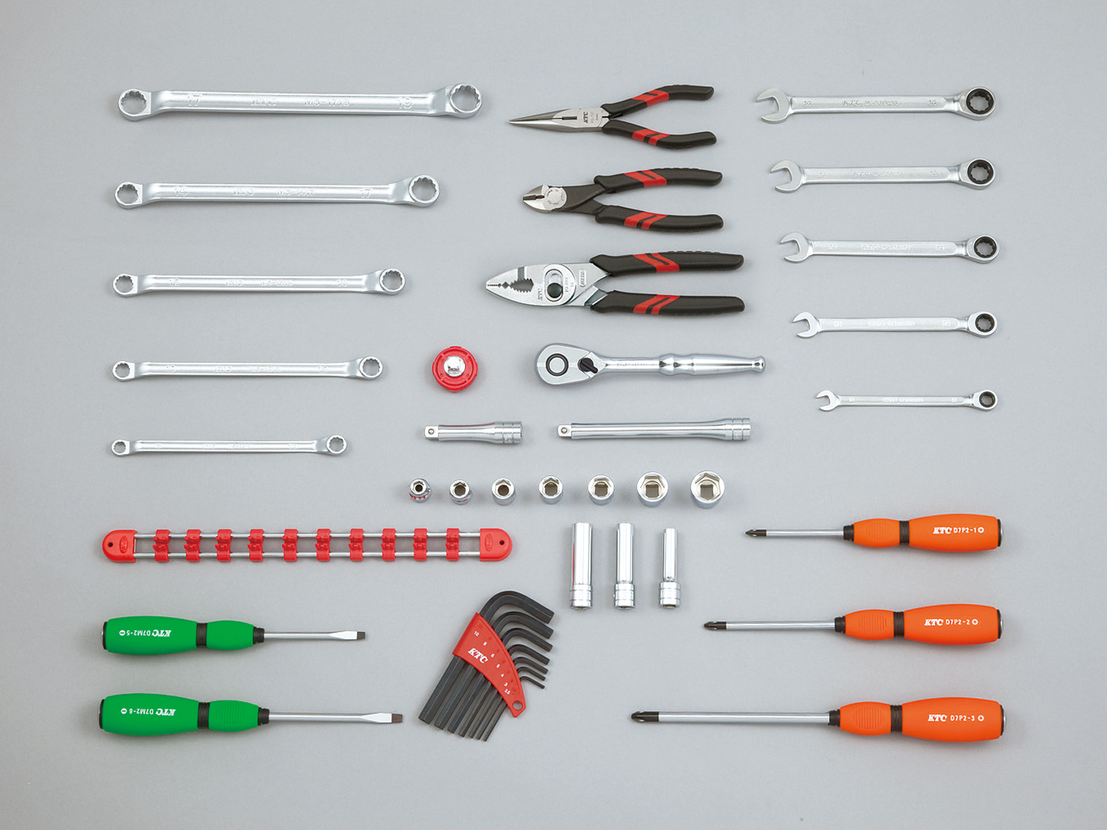 2026SKセール限定品】9.5sq.片開き樹脂ケースセット[40点] | KTC