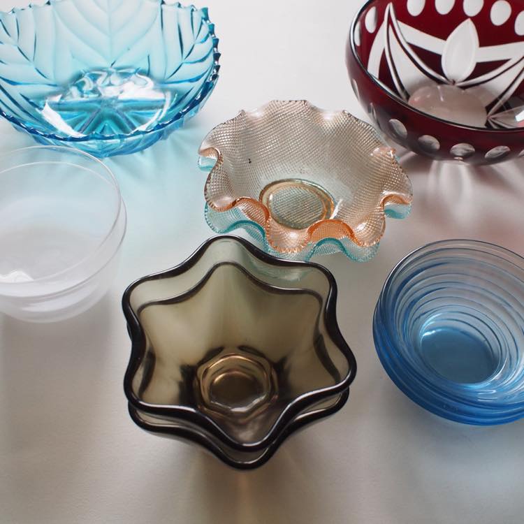 骨董市の達人」おすすめ！名古屋・大須観音の蚤の市で出合ったガラスの