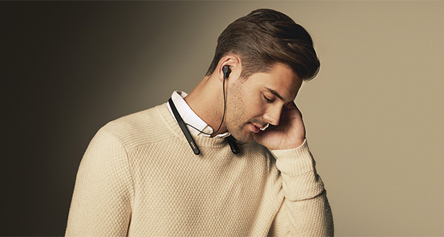 最高のノイズキャンセリング性能と持ち運びのしやすさを持ったネック