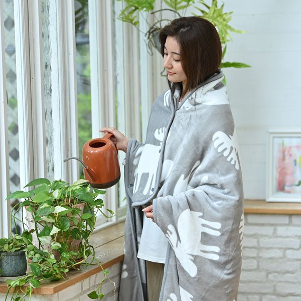 とろけるフランネル 着る電気毛布 curun クルン エルク柄