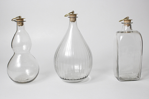 津田清和さん蓋丸酒瓶 真鍮コルク付き 津田清和さん蓋丸酒瓶 真鍮