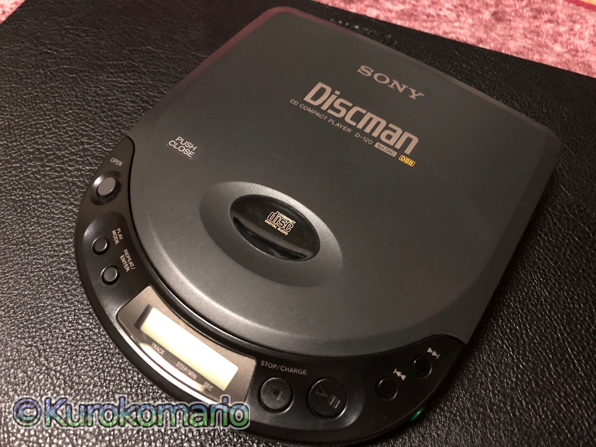 SONY Discman D-475 ポータブルCDプレーヤー SONY Discman D-475