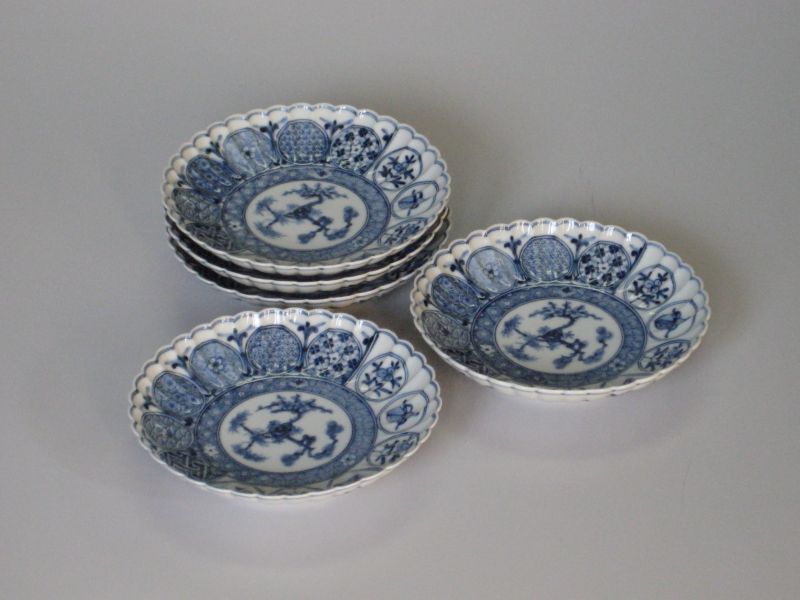 5号菊型皿揃 丸紋松竹梅図 - 九谷焼 五彩堂