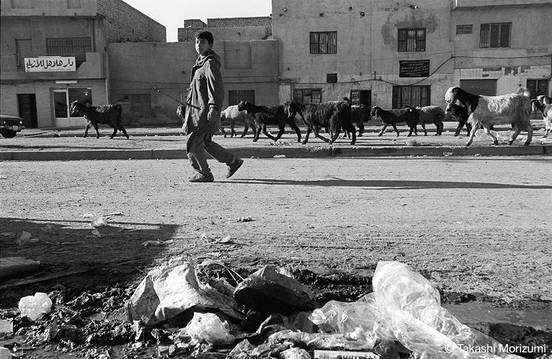 2003年イラク戦争 戦時中 子供 写真 湾岸戦争の子どもたち IRAQ1998