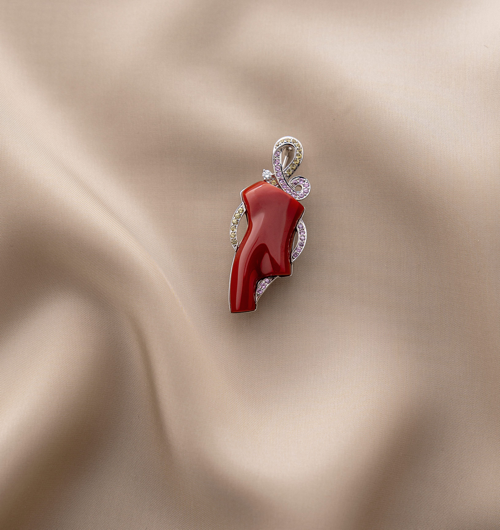 K14 ゴールド 地中海珊瑚 コーラル 14金 ピンブローチ CORAL