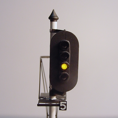 1/80 色灯式4灯信号機 | LazyJack