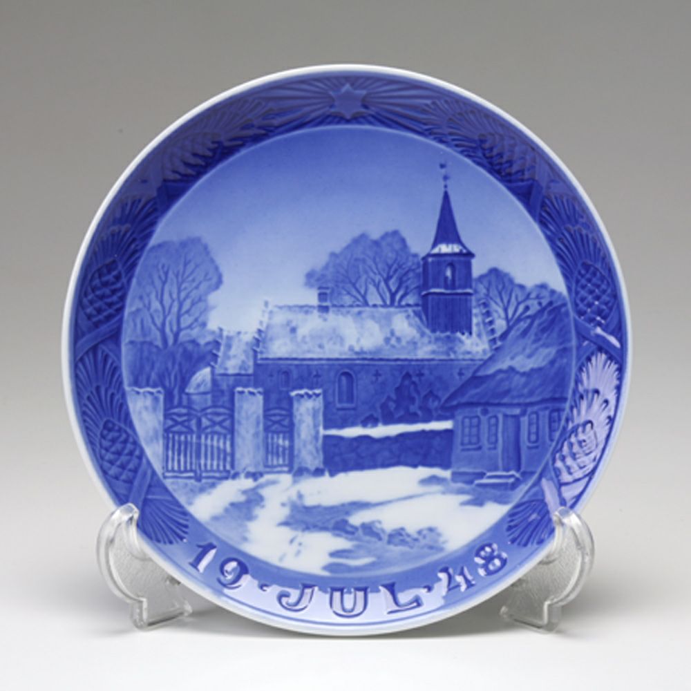 ロイヤルコペンハーゲン（Royal Copenhagen） イヤープレート 18cm