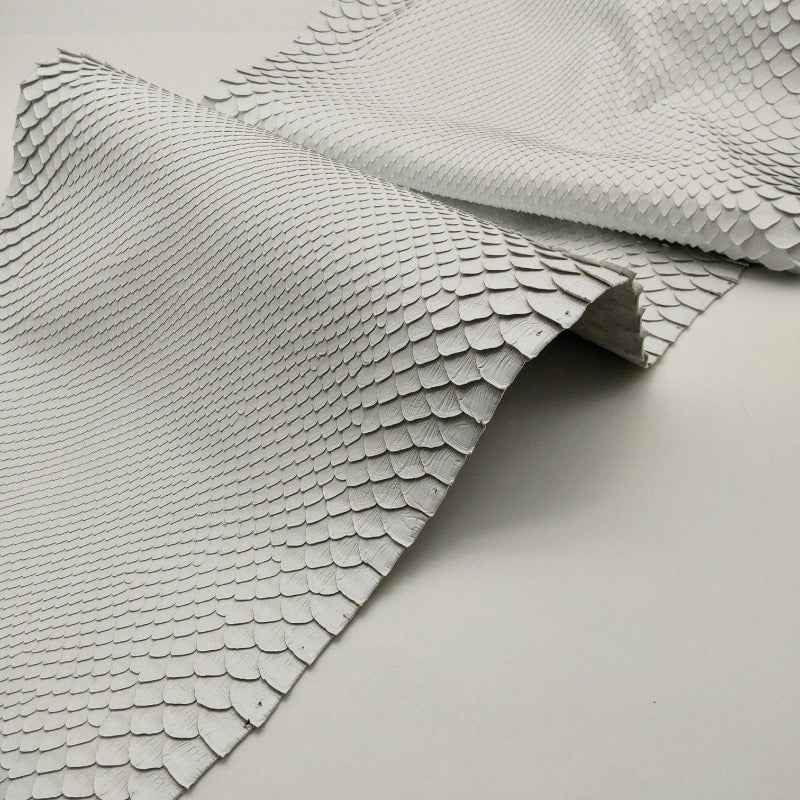 ヘビ丸革/Dパイソン腹割【一匹】ホワイト/ツヤ弱/hp03 – レザーマニア