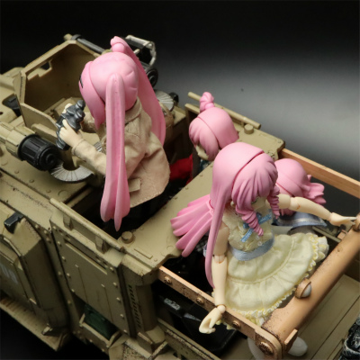JOY TOY（ジョイトイ） 暗源 1/18 CRAZY RELOAD SUV デザートタイプ