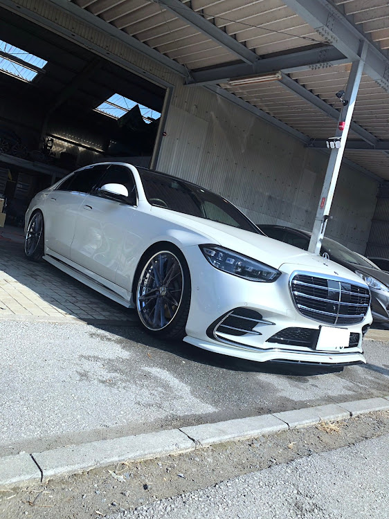 1/18 メルセデスベンツ Sクラス W223 カスタム 1/18 メルセデスベンツ