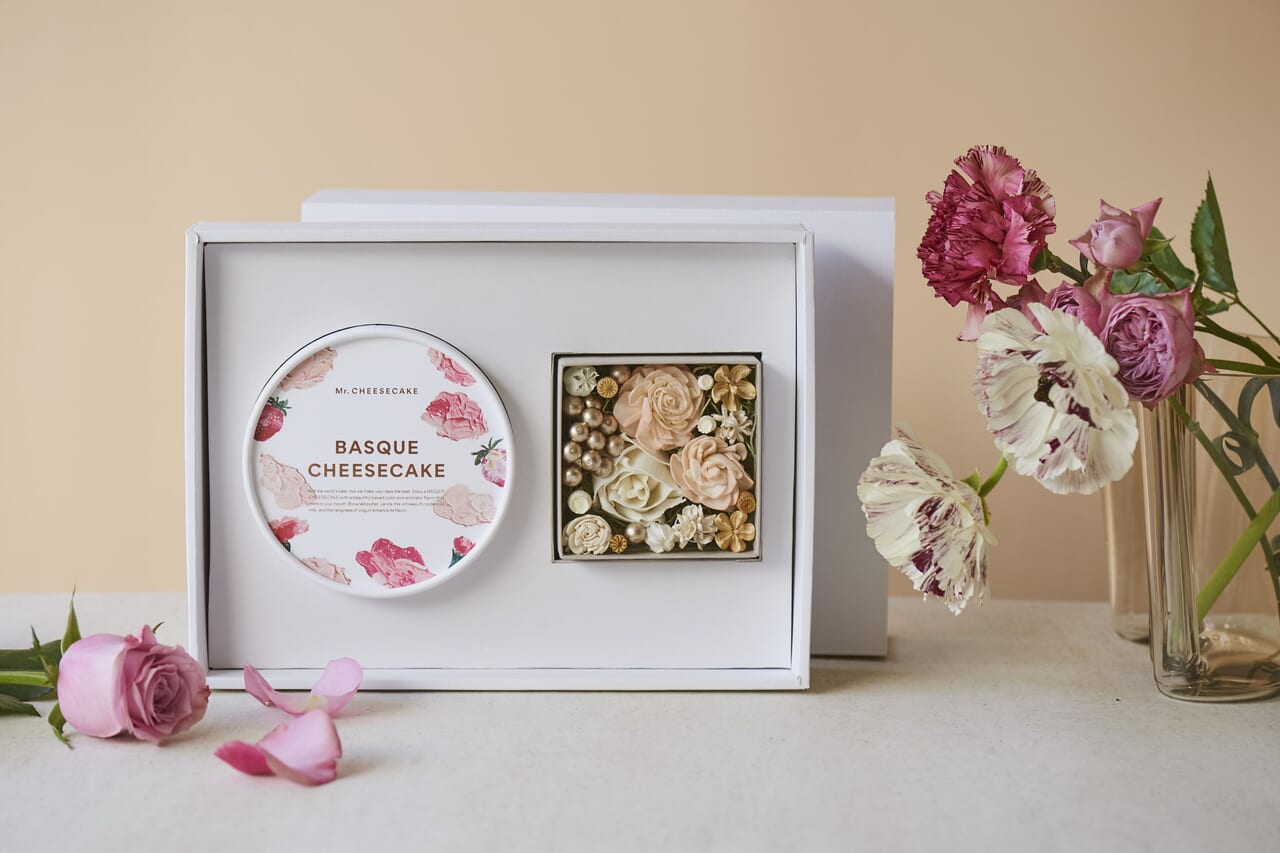 2025年 母の日｜Mr. CHEESECAKE Flower Box Gift | レ ミルフォイユ