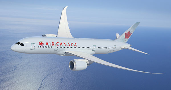 12/15からエアカナダ 成田⇔バンクーバー線に787ドリームライナーが