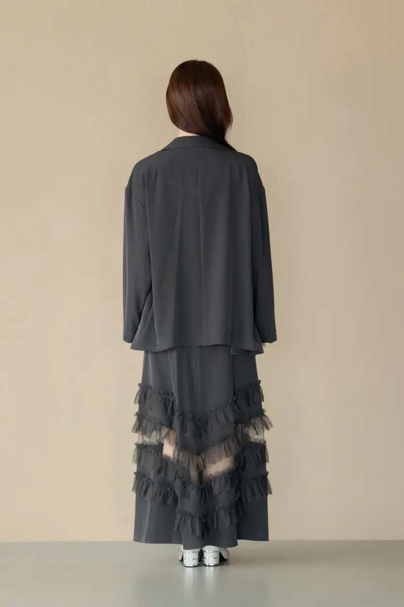 チャコールのトランスペアレントヘムセットアップドレス | et.UNiVER