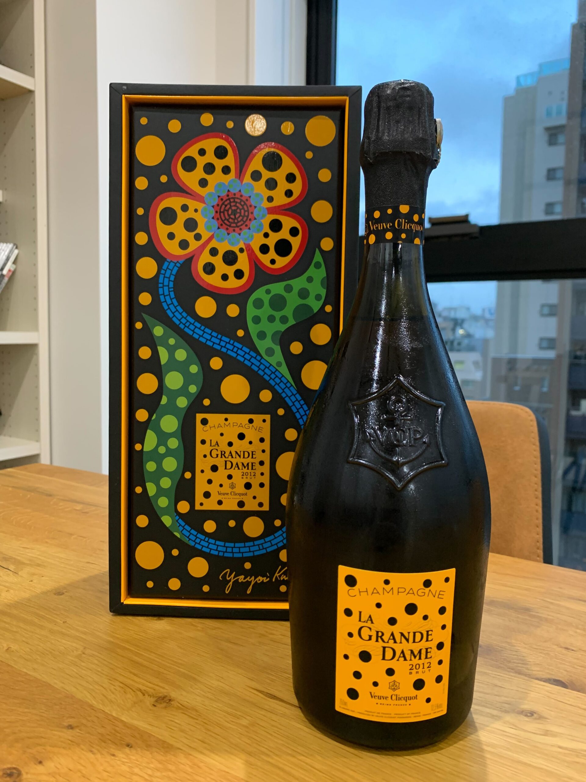 ヴーヴ クリコ ラ グランダム 2012 草間彌生 シャンパン | お酒買取