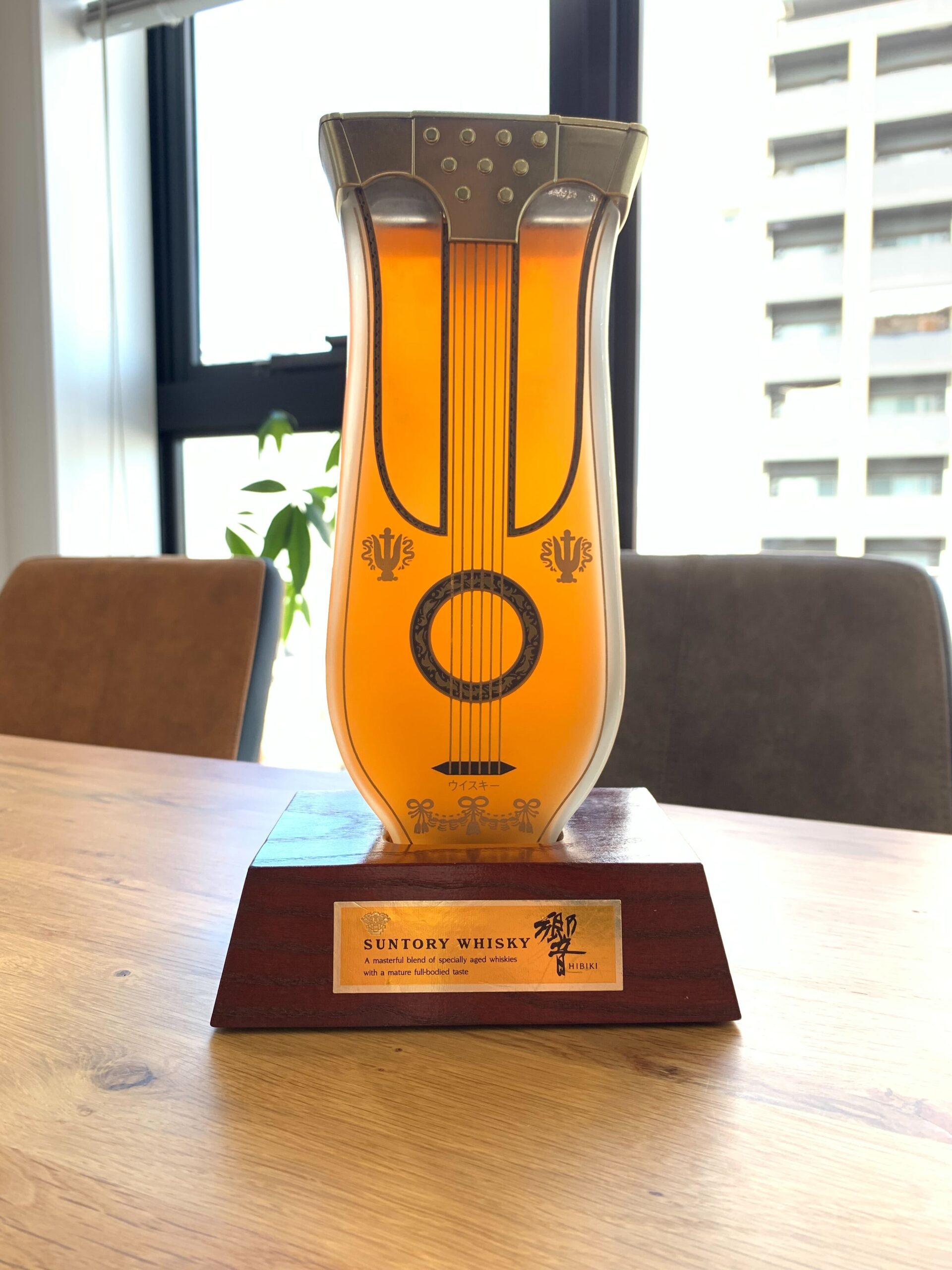 響 リラギター型 希少品 楽器ボトル