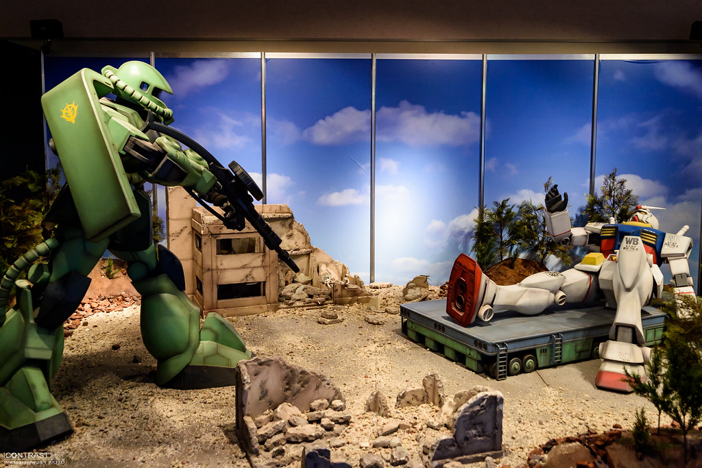 ガンダム大地に立つ ジオラマ | 「ガンダムワールド2015 in 大阪」の