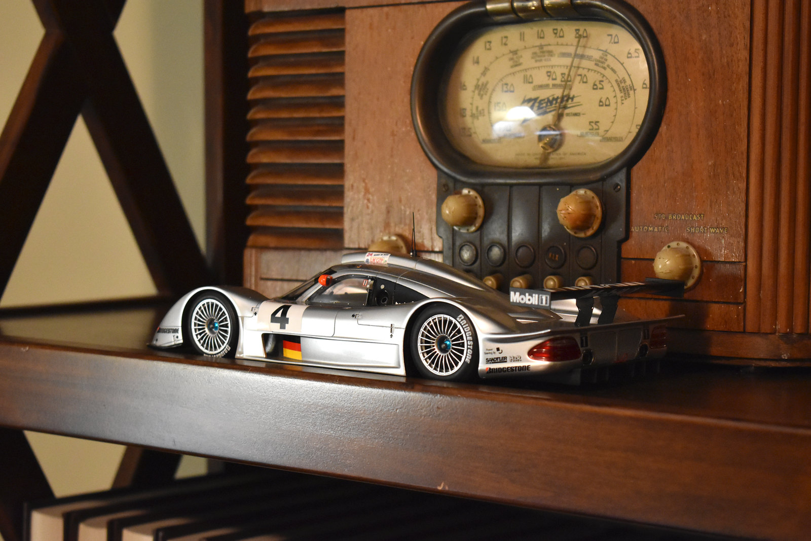 Spark 1999 Mercedes-Benz CLR #4 LM GTP | DiecastXchange Forum