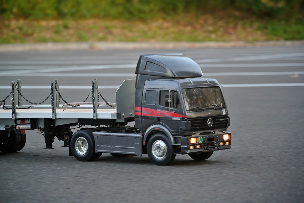 TAMIYA メルセデス・ベンツ 1838LS RCトラクタートラックフルセット