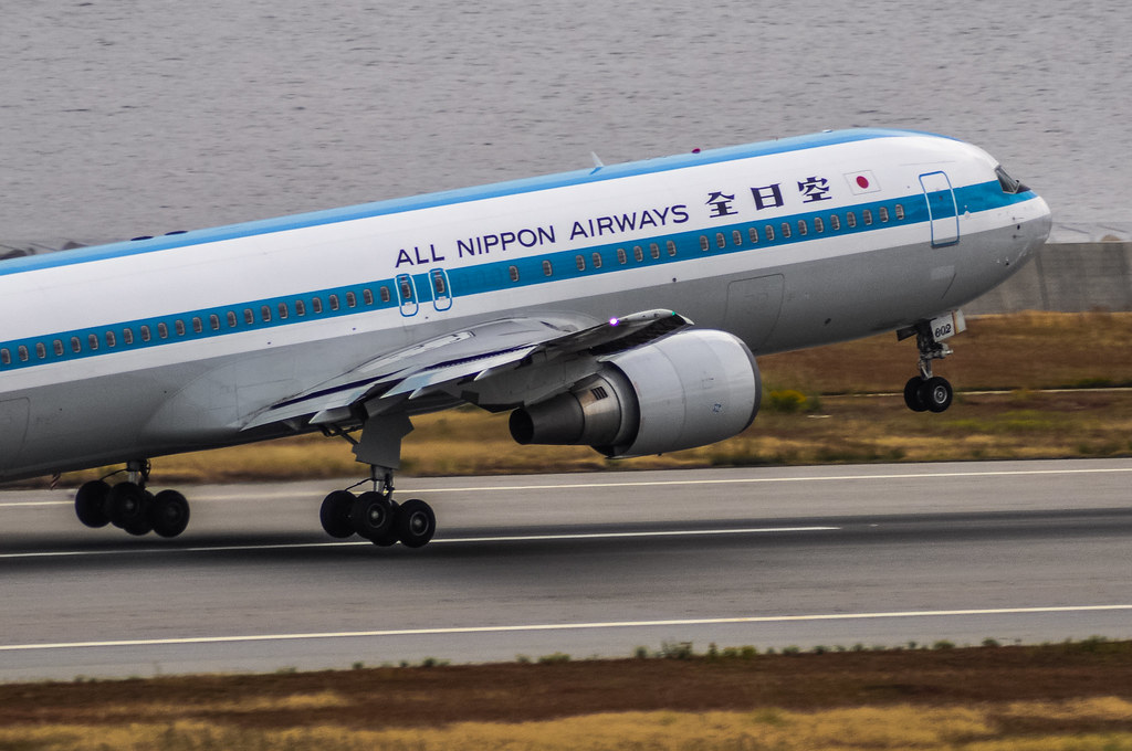 JA602A ANA 全日空 Boeing 767-300 ANAモヒカンジェット mohican | www